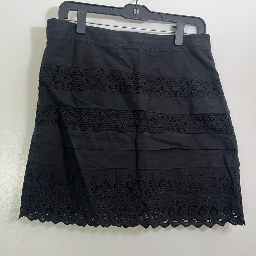 Gap cotton lace mini skirt black size 6